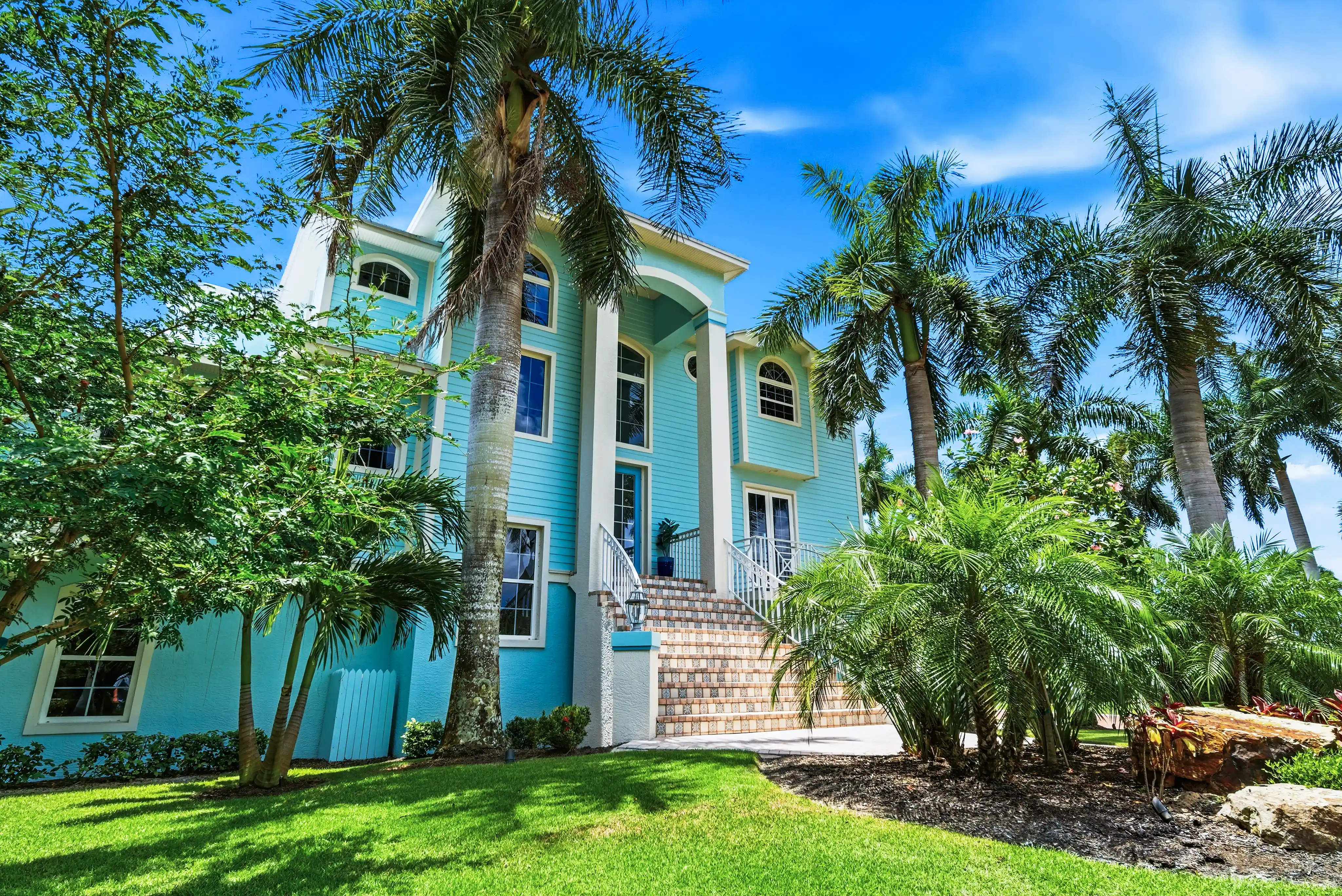 98 SOUTHPORT COVE slideshow image