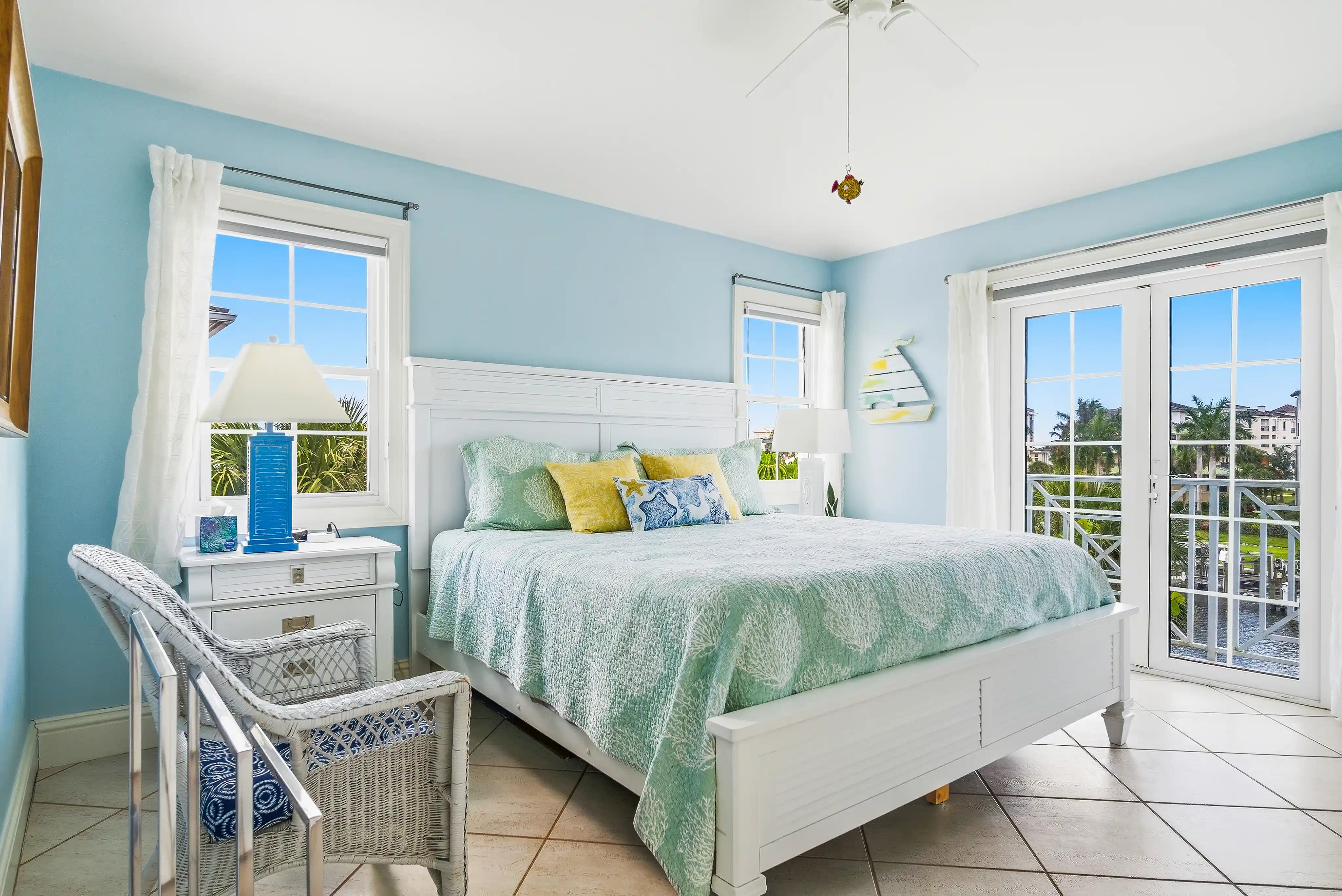 98 SOUTHPORT COVE slideshow image